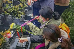 重庆市龙台山陵园可以上香烧纸吗